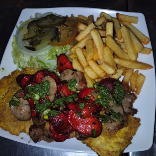 20•21 Restaurante Bar
