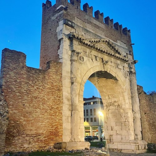 Arco di Augusto