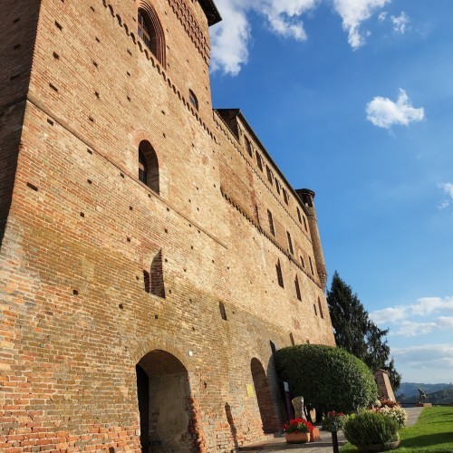 Castello di Grinzane Cavour