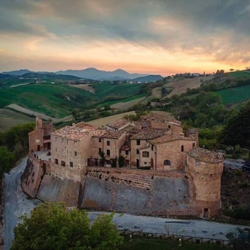 Castello di Loretello