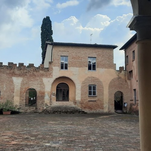 Castello di Spezzano e museo della ceramica, pagina ufficiale