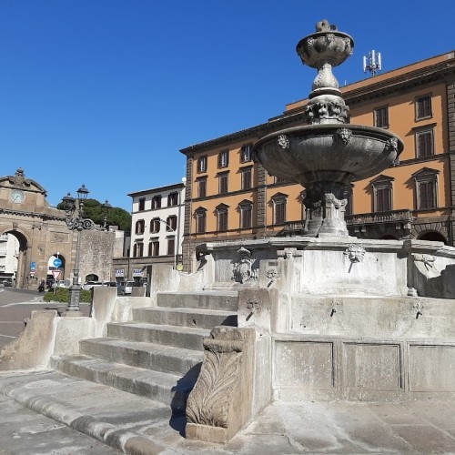 Fontana della Rocca (già di San Pietro)
