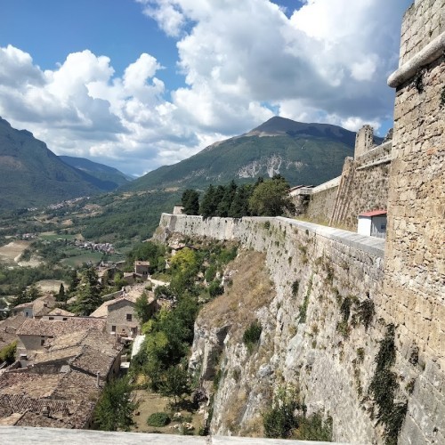 Fortezza e Museo delle Armi e Mappe antiche di Civitella del Tronto