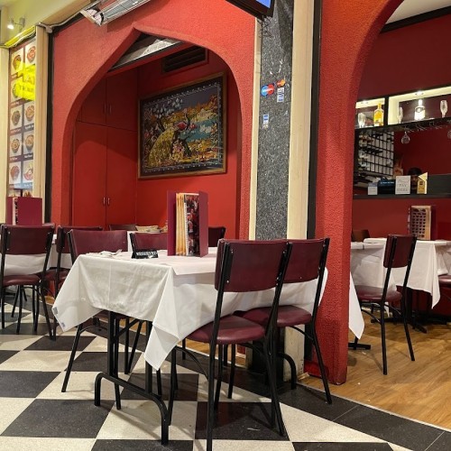 Gourmet Curry Hut Indian Cuisine