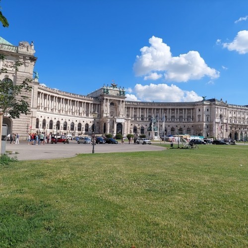 Heldenplatz