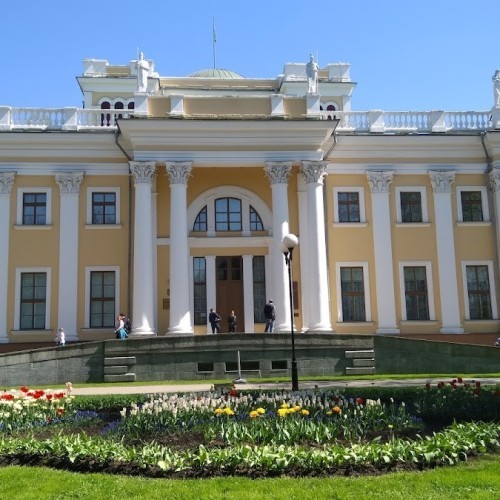 Homieĺ Palace and Park Ensemble's Park