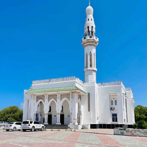 Masjidka Isbahaysiga,(Mogadishu Central Mosque)