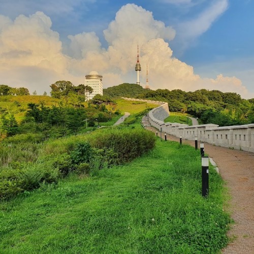 Namsan Mountain Park