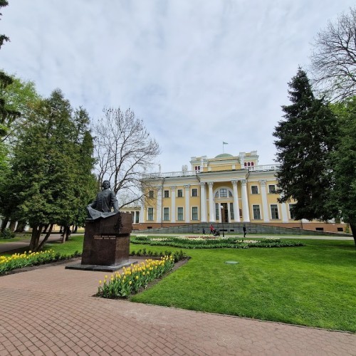 Palace of the Rumiancaŭ and the Paskievič