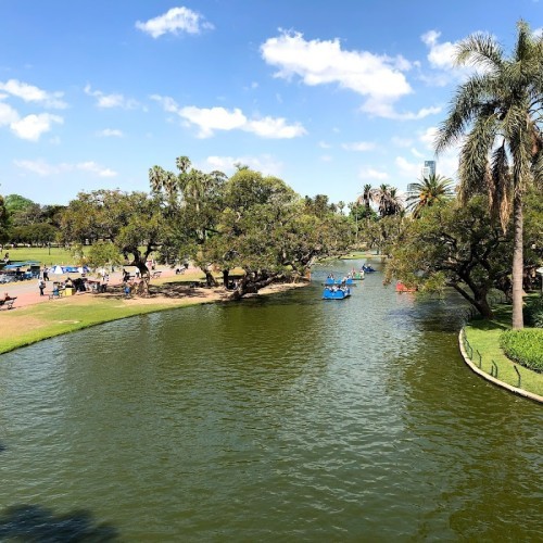 Paseo El Rosedal Garden