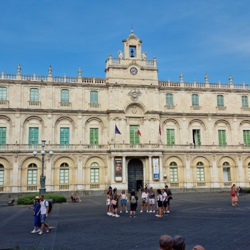 Piazza Università