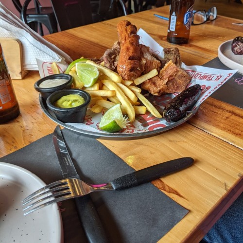 Puerkos Restaurant