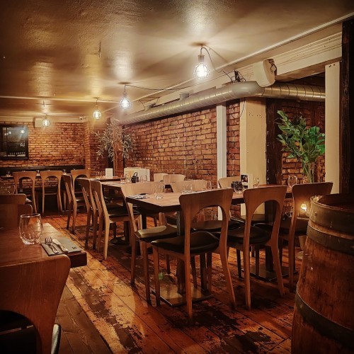 Restaurant Tight