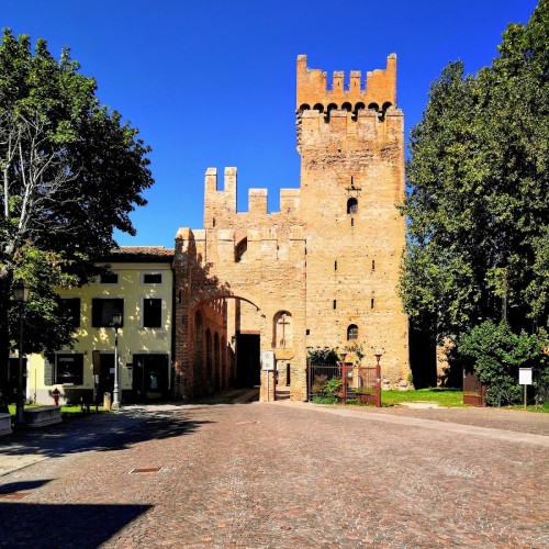 Rocca degli Alberi