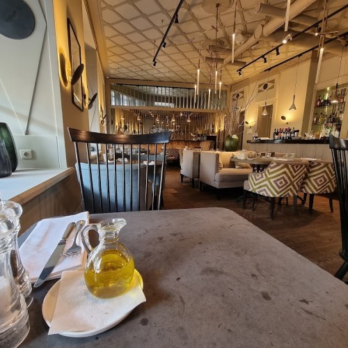 ROMBUS CAFE & BAR