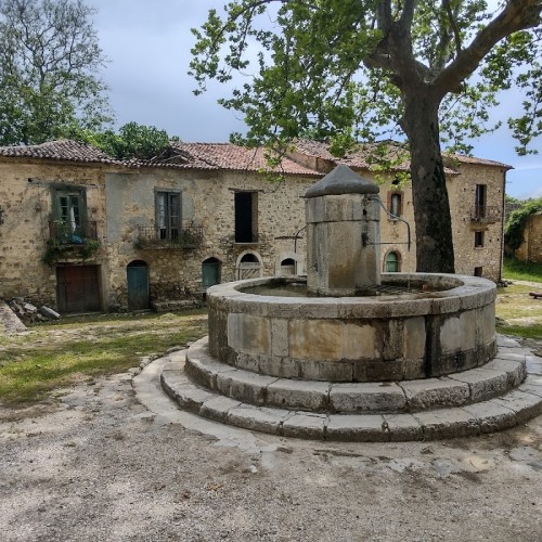 Ruderi di Roscigno Vecchia