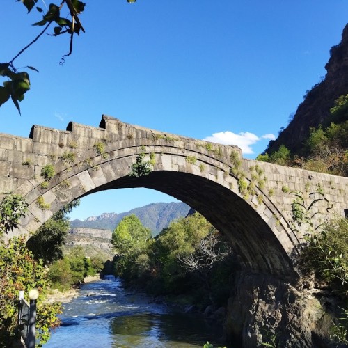 Sanahin Bridge