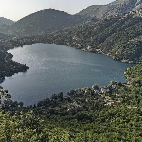 Sentiero del Cuore Scanno Punto Panoramico Lago a Forma di Cuore Osservatorio Basso